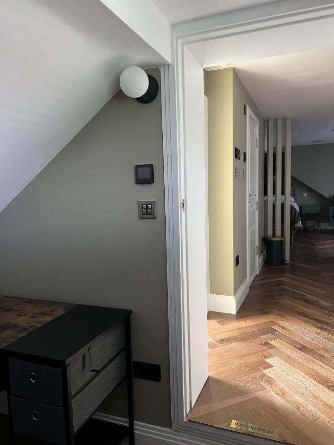 Super Deluxe Apartment Barnet Extérieur photo